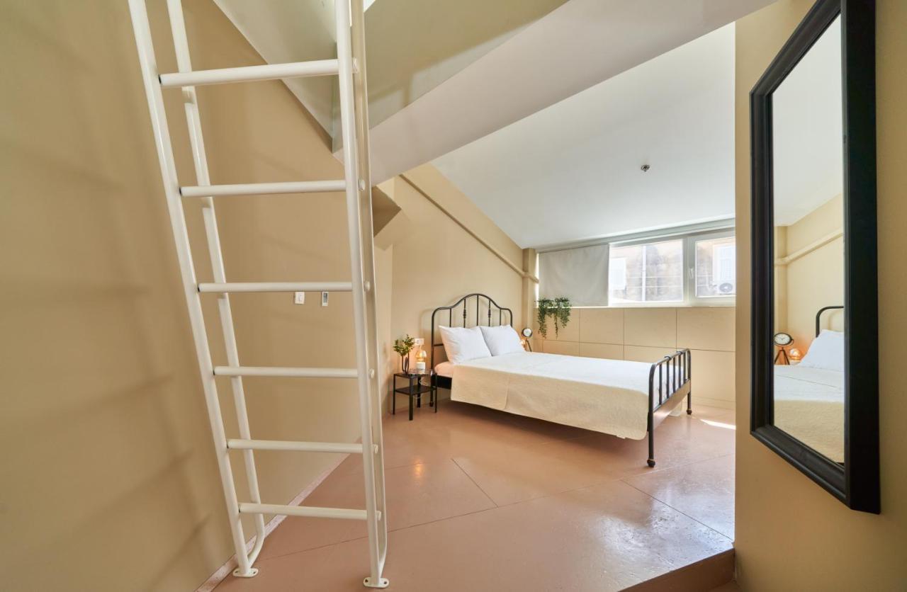 Design Hostel One Спліт Екстер'єр фото