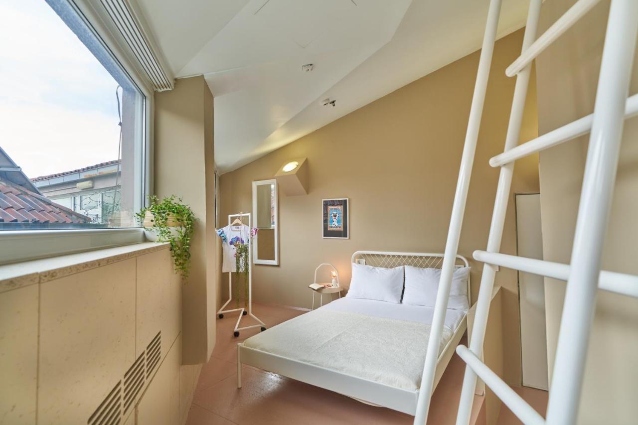 Design Hostel One Спліт Екстер'єр фото