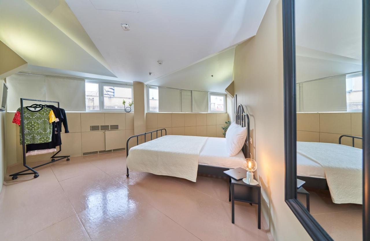 Design Hostel One Спліт Екстер'єр фото