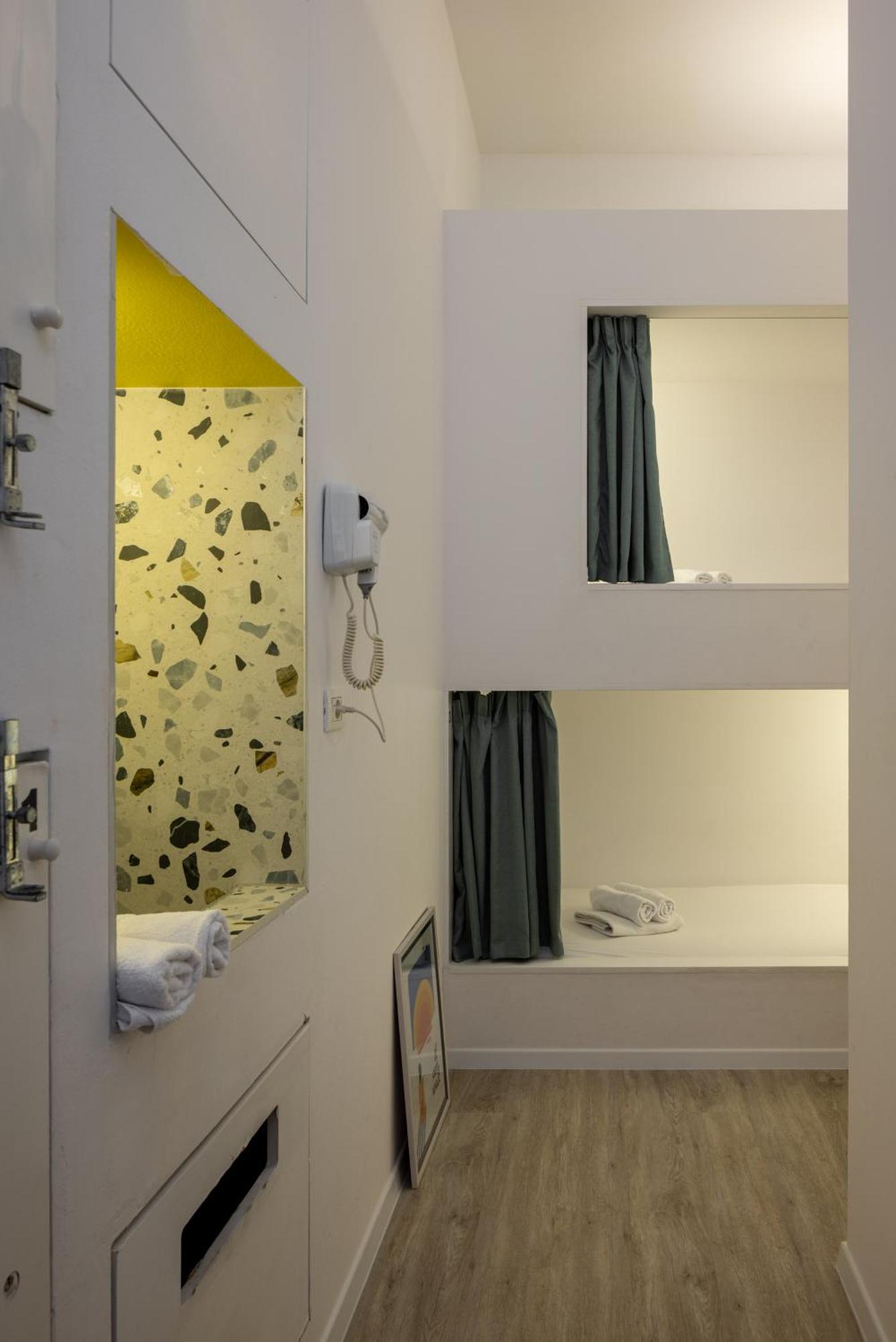 Design Hostel One Спліт Екстер'єр фото