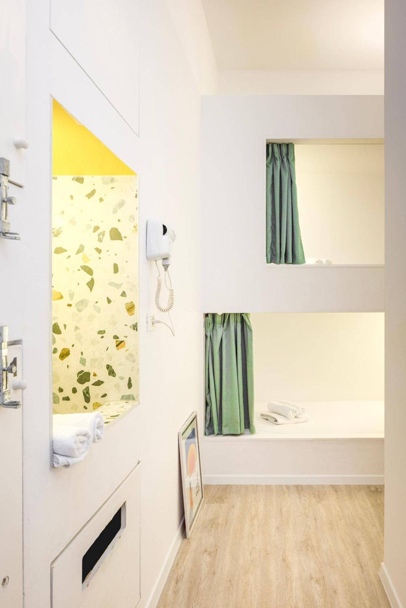 Design Hostel One Спліт Екстер'єр фото