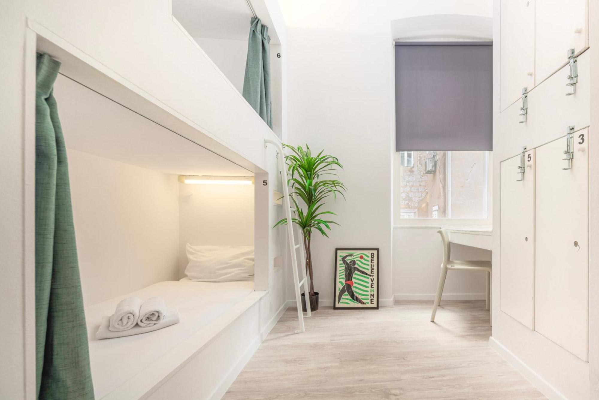 Design Hostel One Спліт Екстер'єр фото